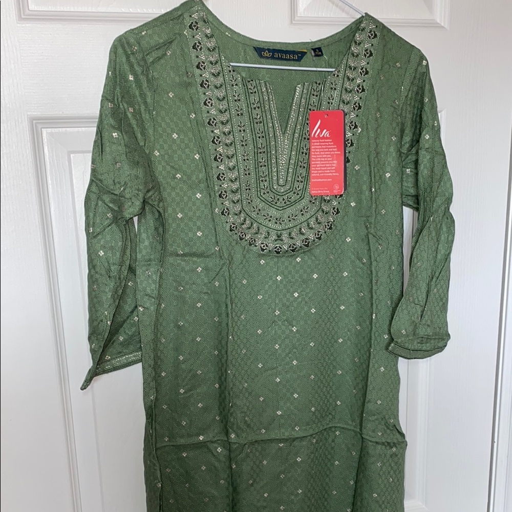 Green Embroidered Tunic/kurta
